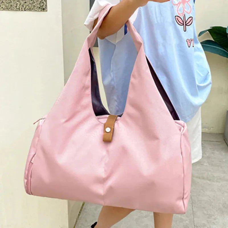 Women'S Multi-Purpose Sports Bag - Waterproof with Shoe Pocket for Yoga, Gym, and Travel - PlayHard Ramey Style